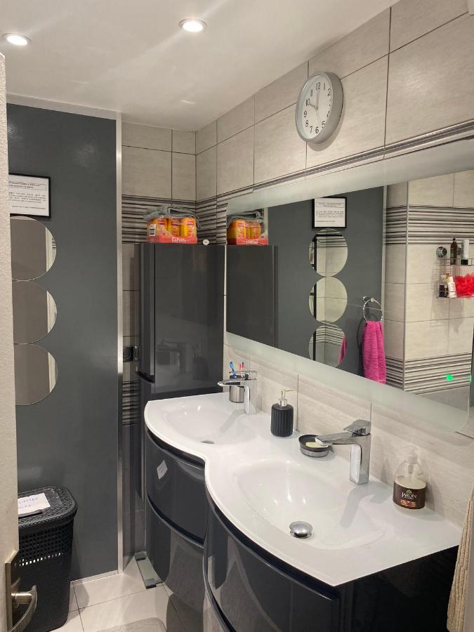 Residence Zola 2 Вильорбан Екстериор снимка